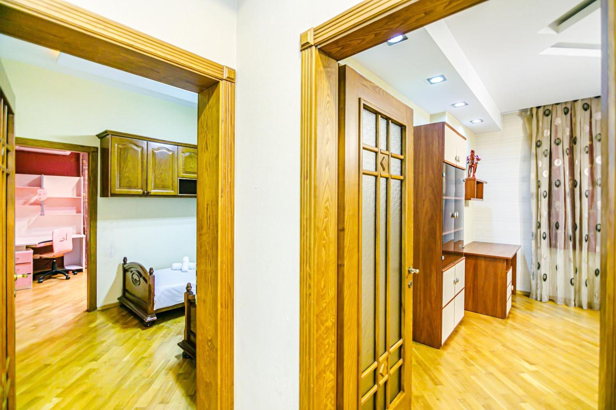 Nizami Apartment By Baku Housing Екстер'єр фото