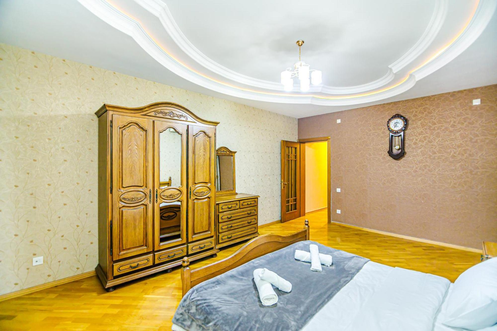 Nizami Apartment By Baku Housing Екстер'єр фото
